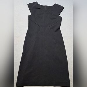 Banana Republic Classic Black Dress EUC 8P PTP 19 Length 36